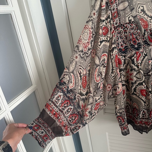 Joie Silk Blouse • Size Small - Picture 4 of 4